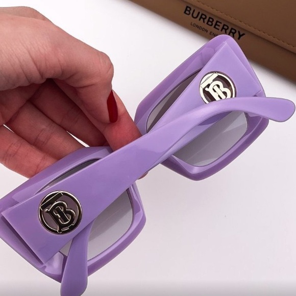 BRAND NEW BURBERRY Daisy BE4344 394111 Lilac Women Sunglasses - Picture 4 of 11